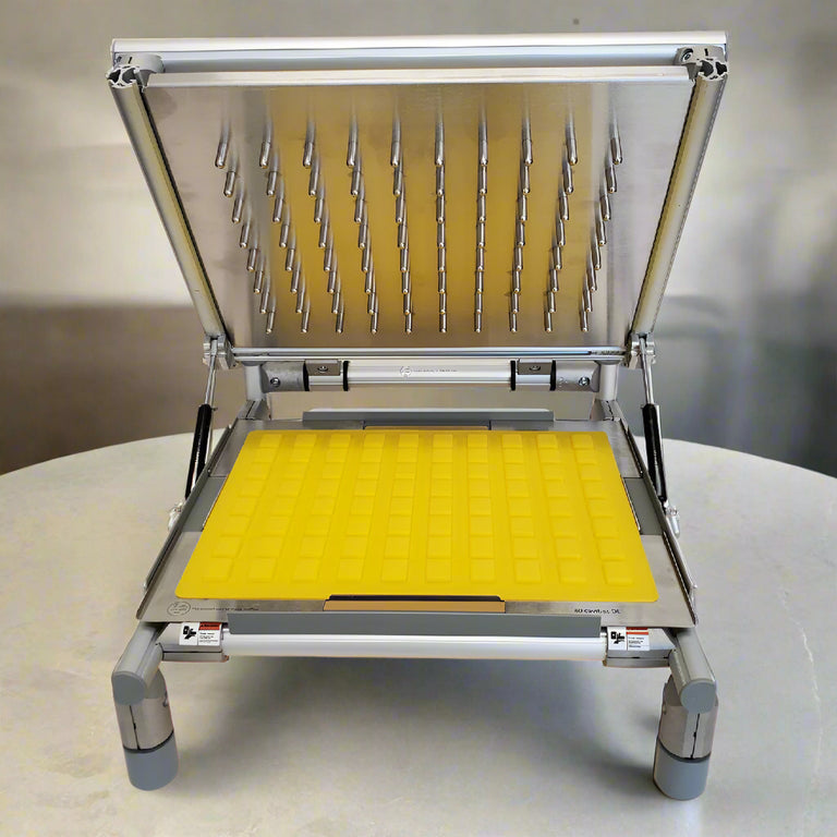 Universal Candy Demolder – Truffly Made
