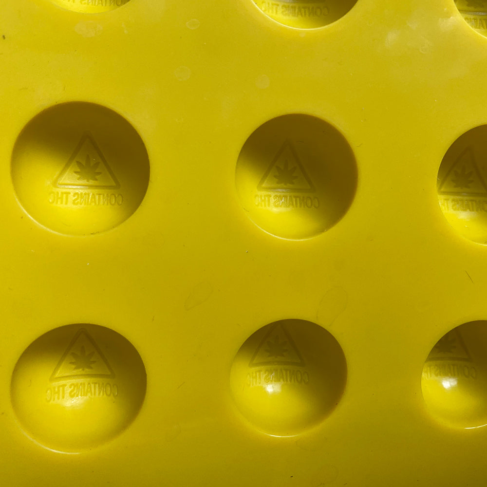 Mini ball mold with logo detail